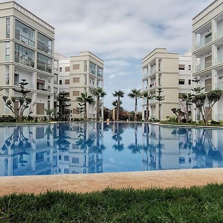 Grand Appartement Vue Golf A 2 Min De La Plage Bouznika Luaran gambar